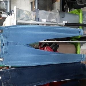 HUE Cuffed Jeans Size Medium